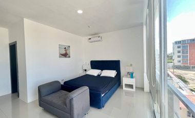 COSTA DE ORO: DEPARTAMENTO DE ESTRENO CON PISCINA A UN TERRENO DEL MAR