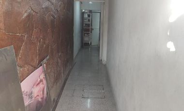 Amplio y luminoso Departemento muy centrico en zona tranquila