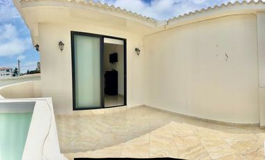 SAN LORENZO: AMPLIA CASA DE 3 PISOS A DOBLE ALTURA CERCA DEL MAR