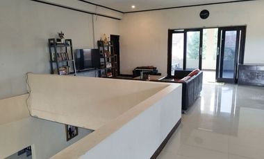 Rumah 2 Lantai Ciamik Siap Huni di Pusat Kota Cianjur