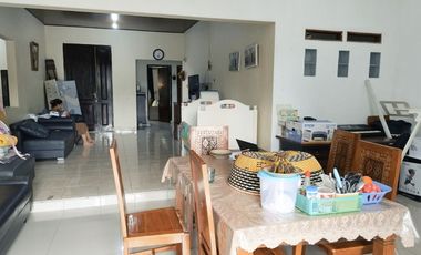 Rumah 2 Lantai Ciamik Siap Huni di Pusat Kota Cianjur