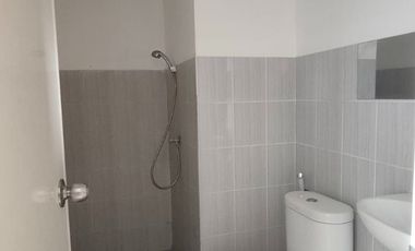 Disewakan apartemen Puncak Dharmahusada AC Kulkas Tower B