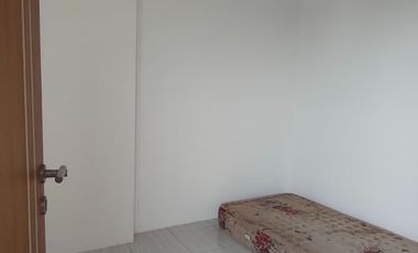 Disewakan apartemen Puncak Dharmahusada AC Kulkas Tower B