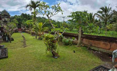 a New Daily Villa for Rent 
close to Sidemen