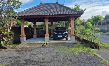 a New Daily Villa for Rent 
close to Sidemen