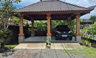 a New Daily Villa for Rent 
close to Sidemen