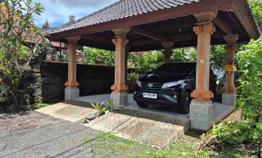 a New Daily Villa for Rent 
close to Sidemen