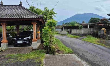 a New Daily Villa for Rent 
close to Sidemen