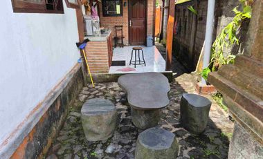 a New Daily Villa for Rent 
close to Sidemen