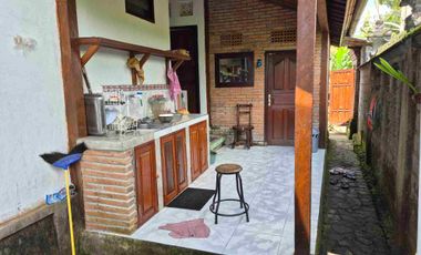 a New Daily Villa for Rent 
close to Sidemen