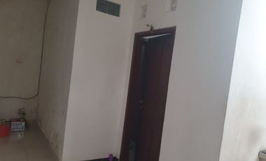 Di jual rumah minimalis dak lantai 2 berlokasi jalan taman mahayu sempidi deket ubung denpasar