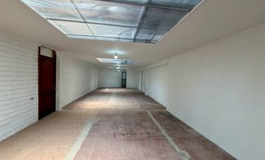 LOCAL COMERCIAL ubicado sobre la Av. de las Américas EN RENTA Sector El Punto