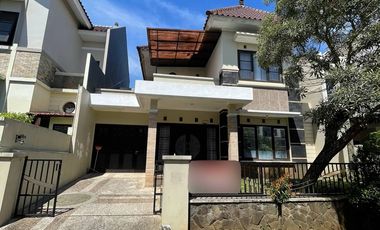 Disewakan rumah terawat siap huni semifurnished Villa Puncak Tidar Malang