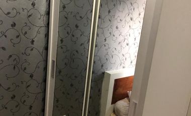 ready disewakan apartemen green lake sunter,tipe 2bedrooms full furnished,view laut priok,hadap utara,AC,14,5 juta/3bulan