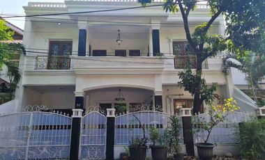 SEWA RUMAH MEWAH DI RAWAMANGUN 6 KT