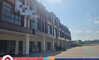 Sewa Ruko Baru Gress! Desain Modern 3 Lantai, Parkir Luas Unit Komersial Eksklusif 2026 Bangunan Baru Lokasi Strategis Dan Bebas Banjir Di Metland Men