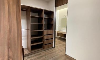 En RENTA increible casa en condominio Zibatá