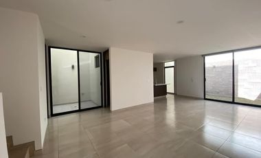 En RENTA increible casa en condominio Zibatá