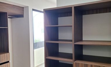 En RENTA increible casa en condominio Zibatá