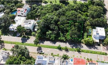 TERRENO PARA DESARROLLO HABITACIONAL VERTICAL A 5 MINUTOS DE LA PLAYA XCALACOCO