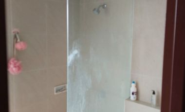 Rumah ada kamar kost  di jual di pusat kota denpasar. Jalan Gunung Agung  2 lantai . Denpasar 2 bangunan.