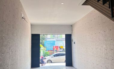 Jual ruko siap pakai Lokasi Harapan Jaya Bekasi Jalan Utama