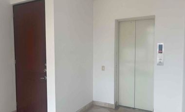 *DEPARTAMENTO DE LUJO EN RENTA – EDIFICIO ALTUS* ZONA NORTE
📍 Piso 6 | Vista espectacular a la ciudad
