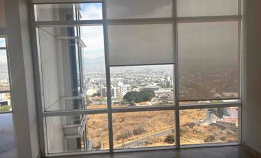 *DEPARTAMENTO DE LUJO EN RENTA – EDIFICIO ALTUS* ZONA NORTE
📍 Piso 6 | Vista espectacular a la ciudad