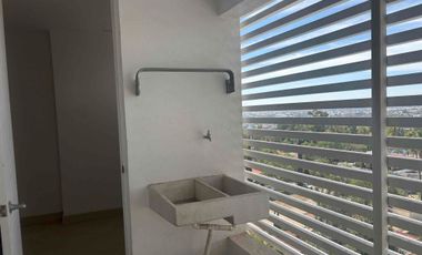 *DEPARTAMENTO DE LUJO EN RENTA – EDIFICIO ALTUS* ZONA NORTE
📍 Piso 6 | Vista espectacular a la ciudad