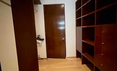 *DEPARTAMENTO DE LUJO EN RENTA – EDIFICIO ALTUS* ZONA NORTE
📍 Piso 6 | Vista espectacular a la ciudad