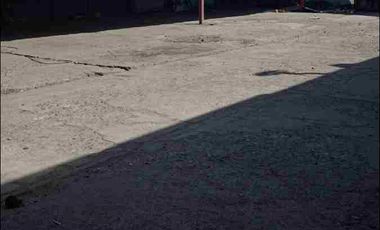 Se Arrienda Local Comercial, No apto tallar de autos