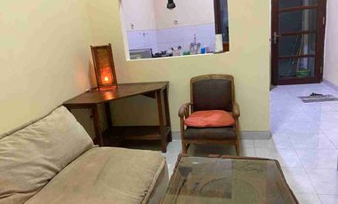 rumah fully Furnished Sewa tahunan bebas banjir lokasi strategis