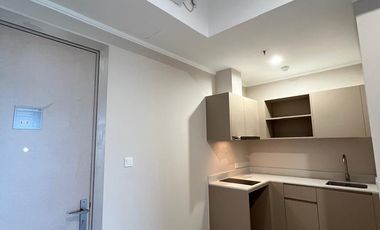for rent 1 bedroom semi furnish menara jakarta kemayoran