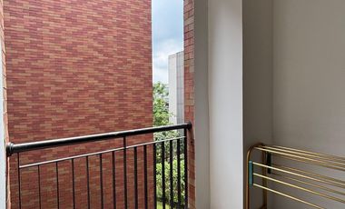 DISEWA APARTEMENT LLOYD ALAM SUTERA MURAH