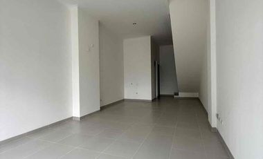 Ruko Harvard Disewakan 3 Lantai