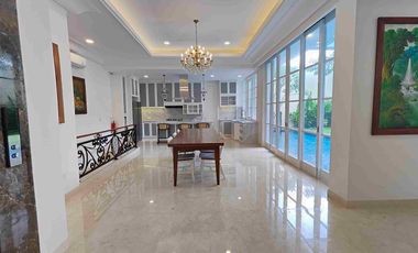 DIJUAL RUMAH SUPER MEWAH SIAP HUNI DI KEMANG JAKARTA SELATAN