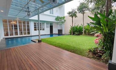DIJUAL RUMAH SUPER MEWAH SIAP HUNI DI KEMANG JAKARTA SELATAN