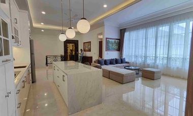 DIJUAL RUMAH SUPER MEWAH SIAP HUNI DI KEMANG JAKARTA SELATAN
