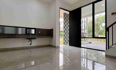 Dijual Rumah Hook Baru di Kucica Bintaro Jaya Sektor 9, Tangerang Selatan
