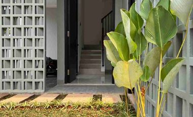 Dijual Rumah Hook Baru di Kucica Bintaro Jaya Sektor 9, Tangerang Selatan