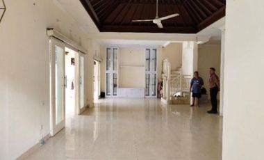 Property / Villa Sale By Auction