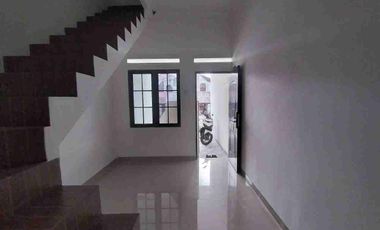 rumah 2 lantai murah dekat Polsek Kramat jati jakarta timur