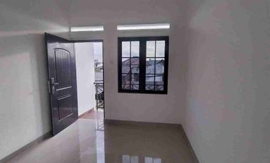 rumah 2 lantai murah dekat Polsek Kramat jati jakarta timur