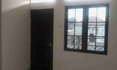 rumah 2 lantai murah dekat Polsek Kramat jati jakarta timur
