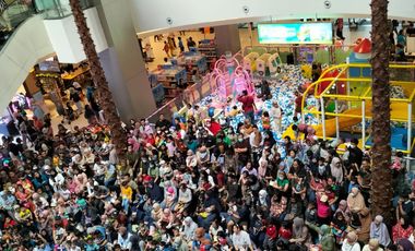 sewa toko strategis tangcity mall kota tangerang depan lift utama