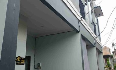 rumah akses motor dekat ke tb simatupang di condet