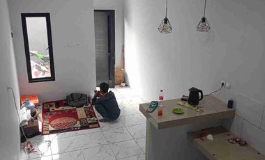 rumah akses motor dekat ke tb simatupang di condet