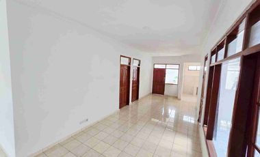 JUAL CEPAT Rumah Impian Luas di Jl.Tirta Kencana, Sayap Pesantren, Cimahi