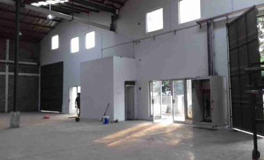 DISEWAKAN GUDANG TAMAN TEKNO BSD LUAS 1800 METER