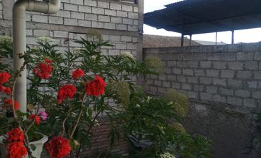 Vendo casa comercial en Pujili - Cotopaxi